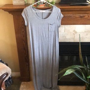 Gap maxi dress size M